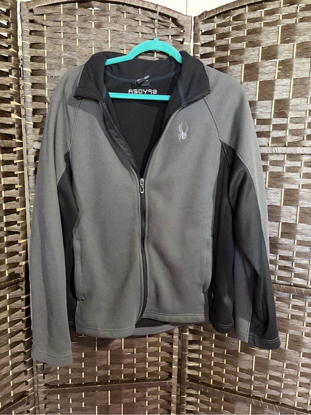 Spyder Men's Gray and Black Lightweight Full-Zip Jacket